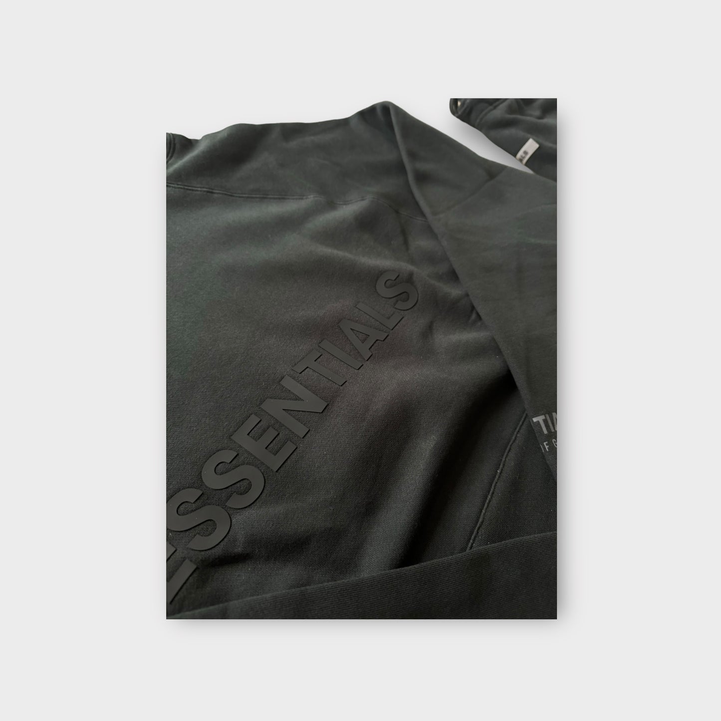 Fear Of God ESSENTIALS 'Black' Tracksuit SS20